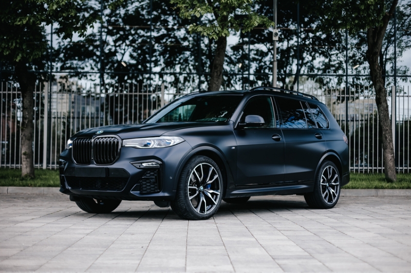 ������ ����������� ����������� ��� �������� Garage place  � ����������