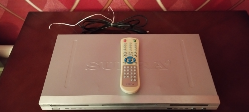 DVD-����� supra dvs-701xk